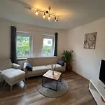 - Apfelgarten